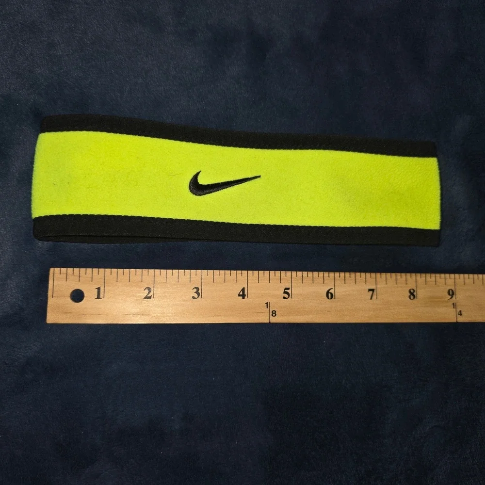 Nike run therma